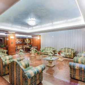 Otel Capital, Roma